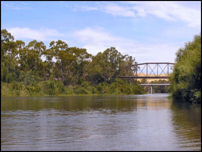 Watt-Wines-Gundagai-Wine-Region