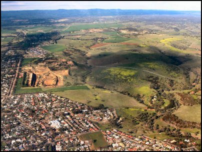 Watt-Wines-Adelaide-Hills-Wine-Region